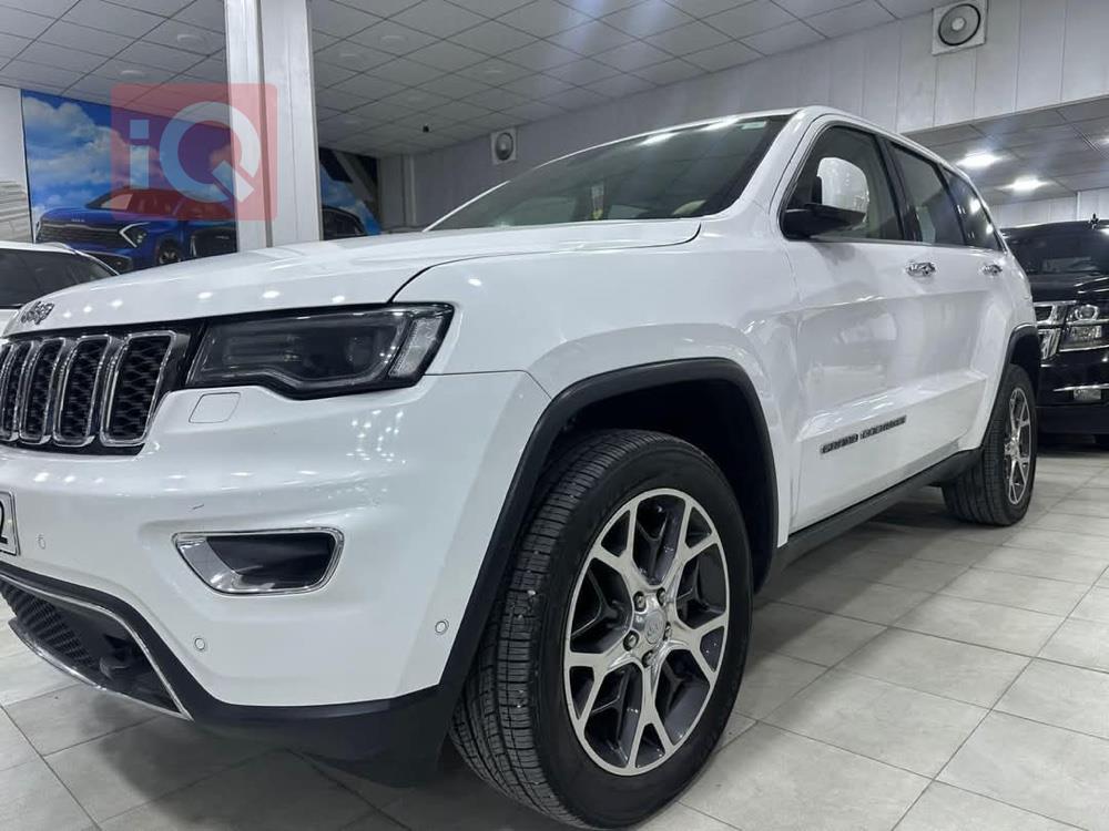 جيب جراند شيروكي